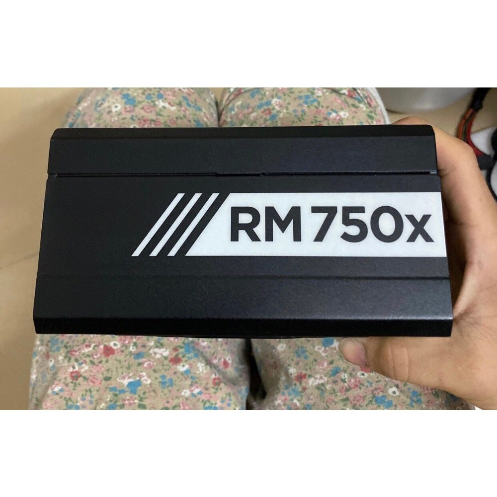 مزود طاقة كمبيوتر عالي الجودة  - مراجعة Modular Power Supply وسعره